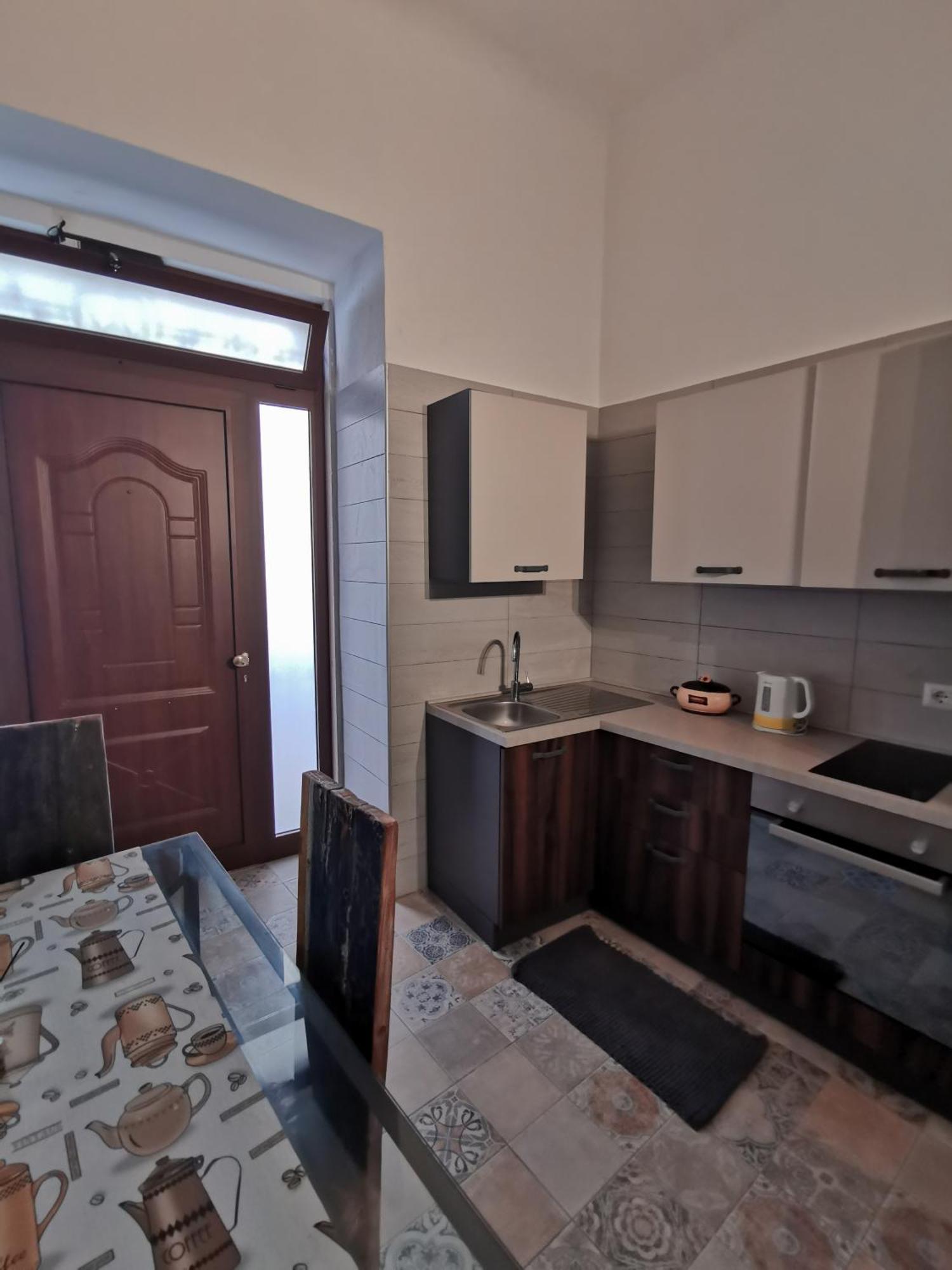 Whiteflower Apartments باري الغرفة الصورة