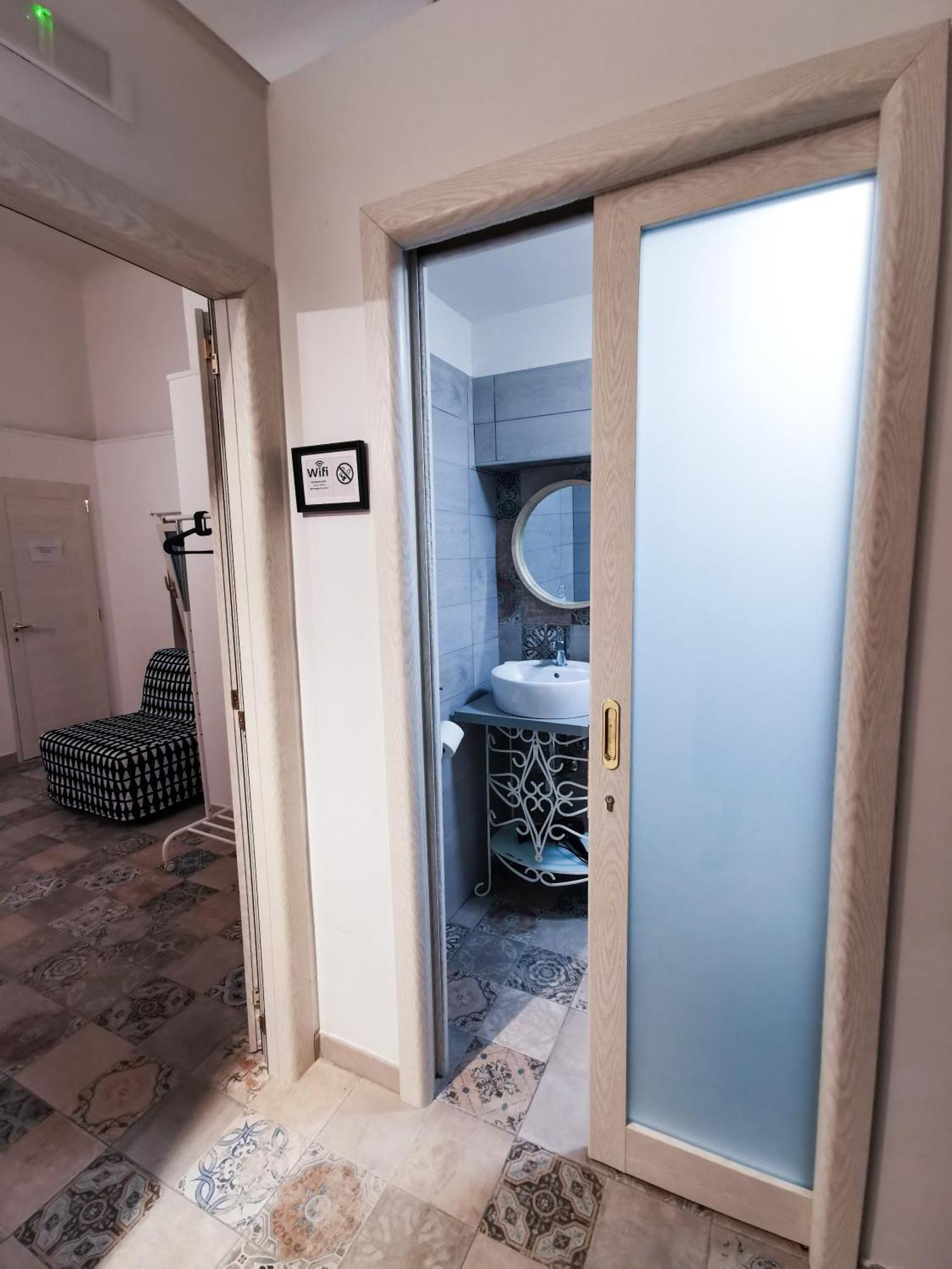 Whiteflower Apartments باري الغرفة الصورة